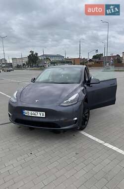 Tesla Model Y 2023