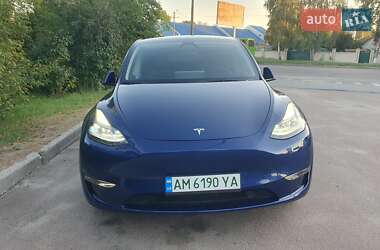 Tesla Model Y  2023