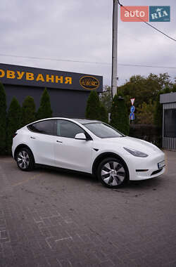 Tesla Model Y  2022