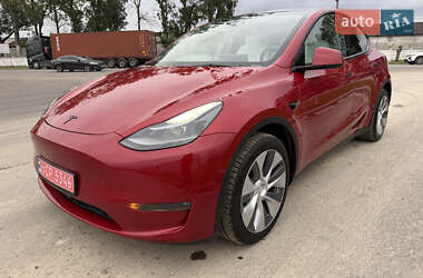 Tesla Model Y  2023