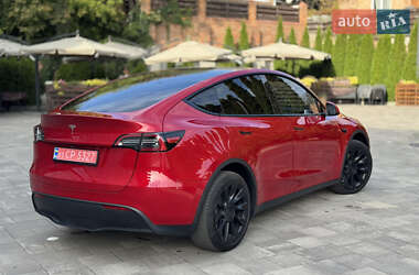 Tesla Model Y  2023