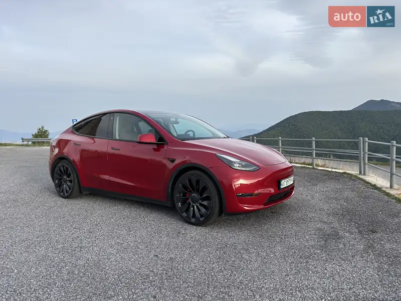 Tesla Model Y