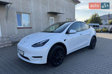 Tesla Model Y  2020