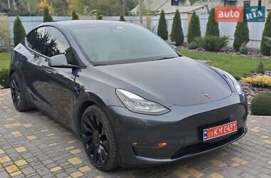 Tesla Model Y  2022