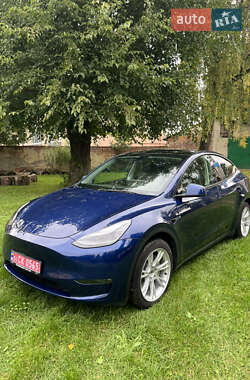 Tesla Model Y  2023
