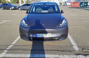 Tesla Model Y  2020