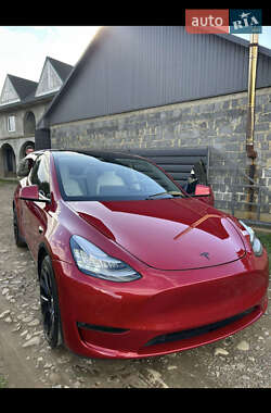 Tesla Model Y  2020