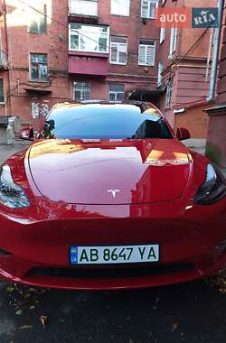 Tesla Model Y  2022