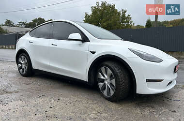 Tesla Model Y  2022