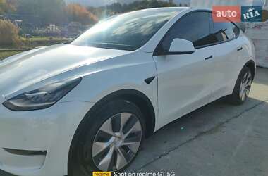 Tesla Model Y  2021