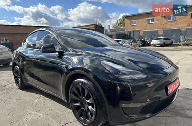 Tesla Model Y  2022