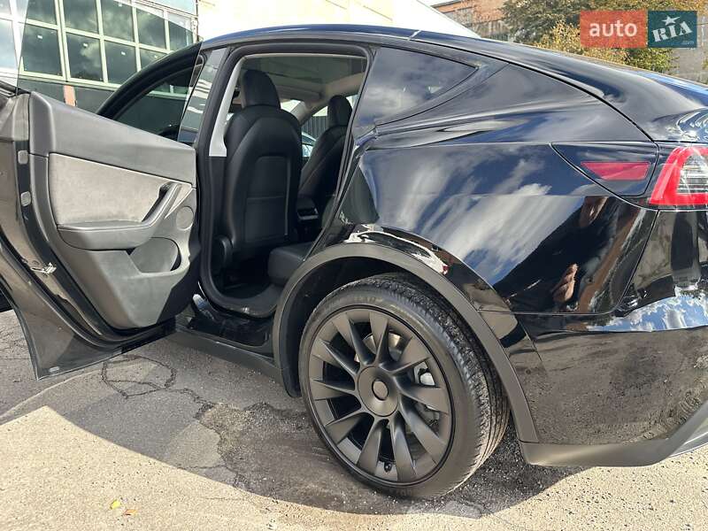 Внедорожник / Кроссовер Tesla Model Y 2022 в Виннице