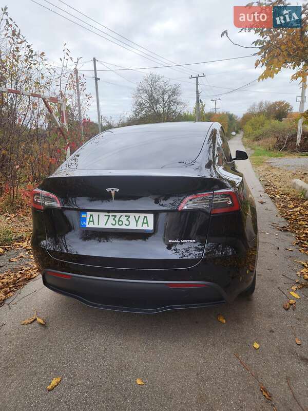 Внедорожник / Кроссовер Tesla Model Y 2022 в Киеве