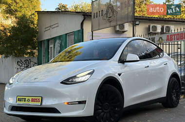 Tesla Model Y  2021
