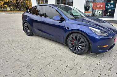 Tesla Model Y  2023