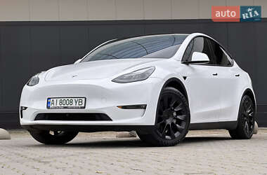 Tesla Model Y  2023
