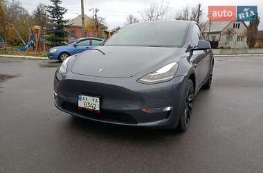 Tesla Model Y  2022
