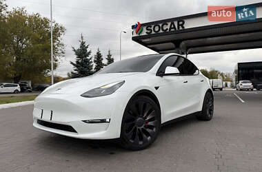 Tesla Model Y  2022