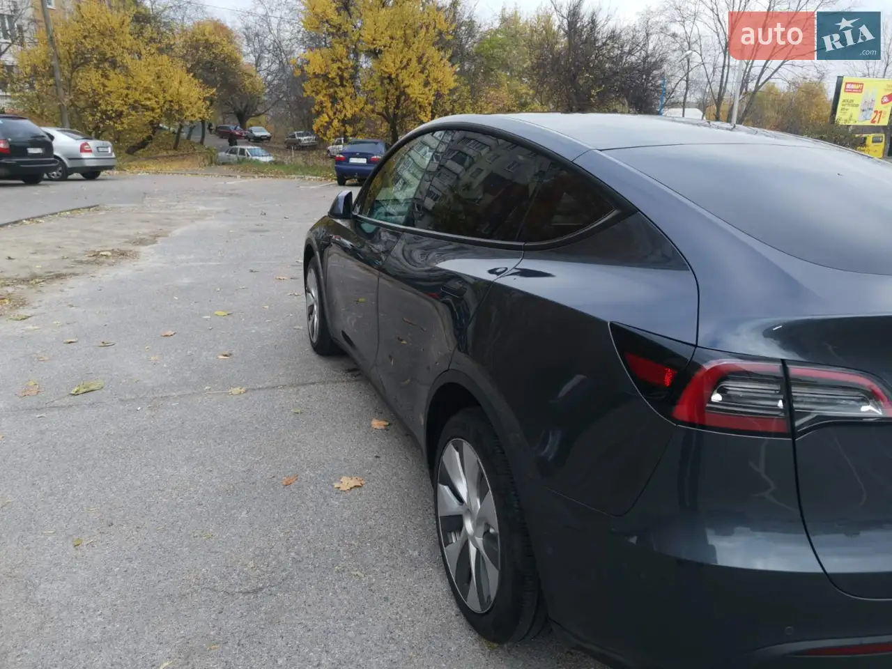 2022 Tesla Model Y - мініатюра 3
