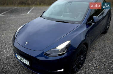 Tesla Model Y  2022