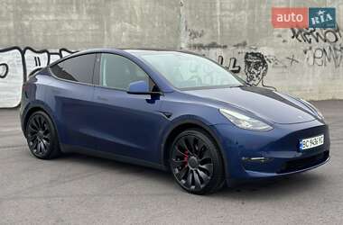 Tesla Model Y 2022