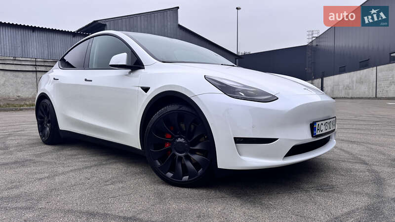 Tesla Model Y 2022