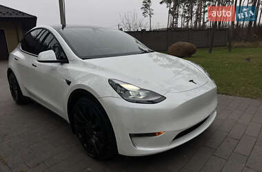 Tesla Model Y 2022