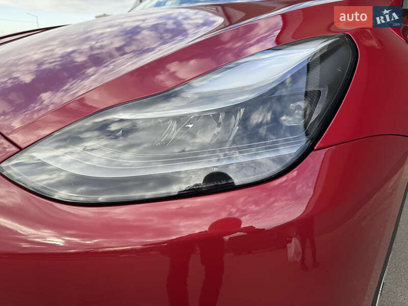 Позашляховик / Кросовер Tesla Model Y 2023 в Львові фото 5 Позашляховик / Кросовер Tesla Model Y 2023 в Львові