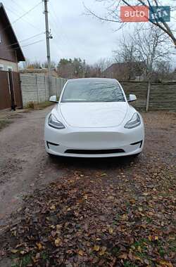 Tesla Model Y 2022