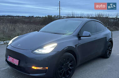 Tesla Model Y 2021