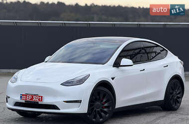 Tesla Model Y  2022