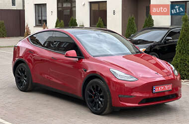 Tesla Model Y  2020
