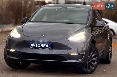 Tesla Model Y  2023