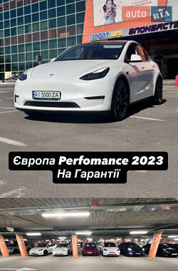 Tesla Model Y 2022
