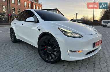 Tesla Model Y  2021