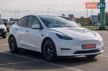 Tesla Model Y 2022