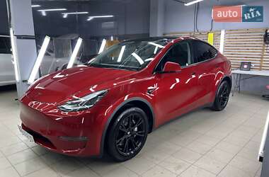 Tesla Model Y  2022