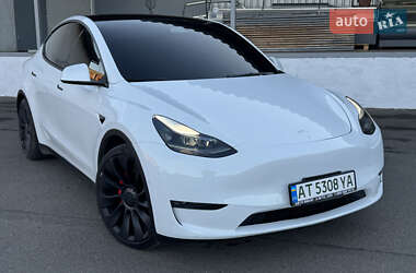 Tesla Model Y  2021