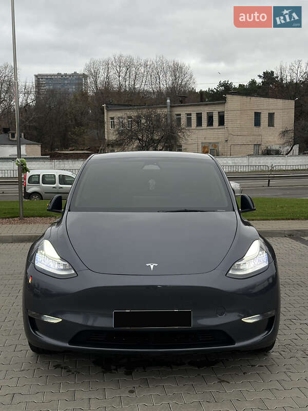 Позашляховик / Кросовер Tesla Model Y 2022 в Києві фото 3 Позашляховик / Кросовер Tesla Model Y 2022 в Києві