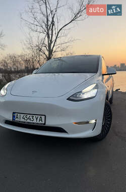 Tesla Model Y  2021