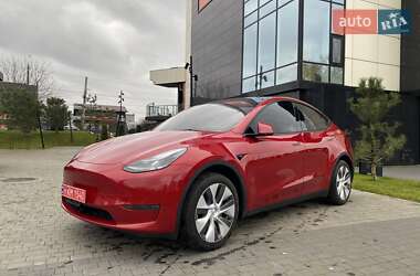Tesla Model Y  2023