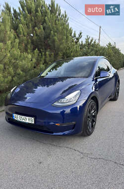 Tesla Model Y  2022