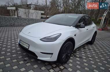 Tesla Model Y  2023