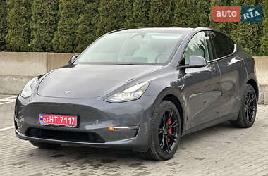 Tesla Model Y 2023