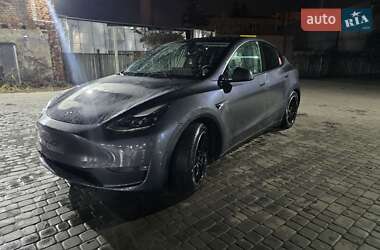 Tesla Model Y 2022