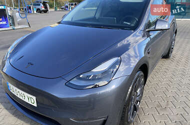 Tesla Model Y  2023