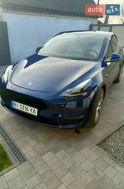 Tesla Model Y 2022