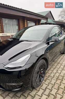 Tesla Model Y  2022