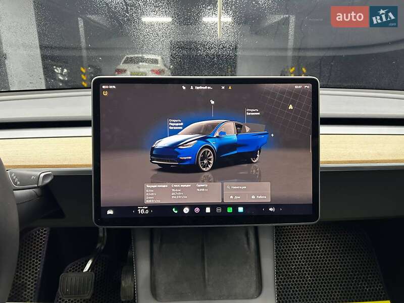 Внедорожник / Кроссовер Tesla Model Y 2023 в Черновцах
