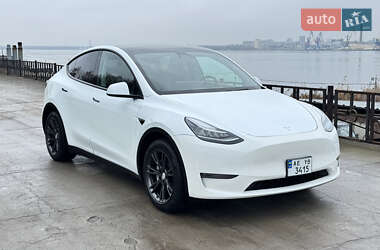 Tesla Model Y 2020